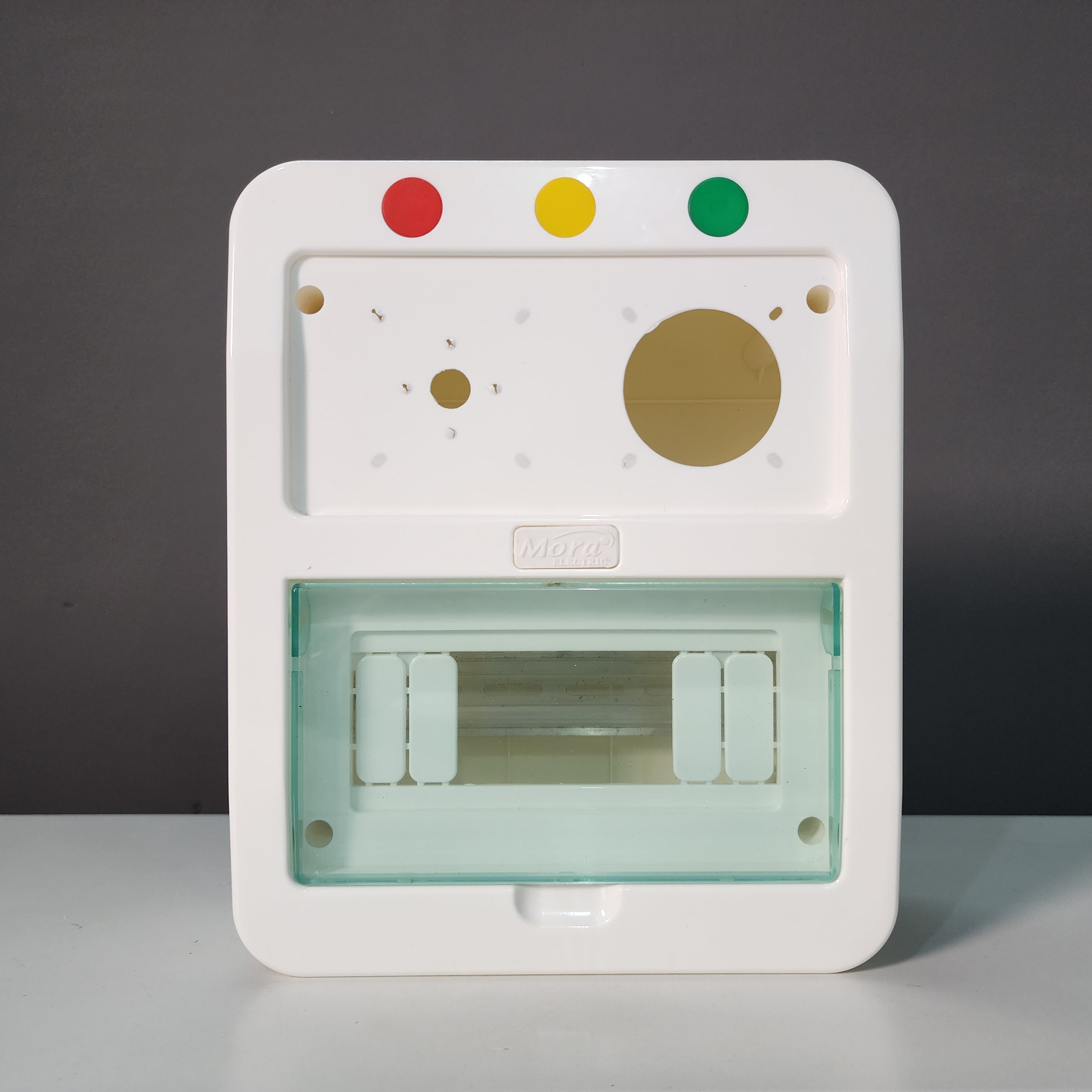 Mora Solar Distribution Box Plastic Electrical DB for multipurpose.