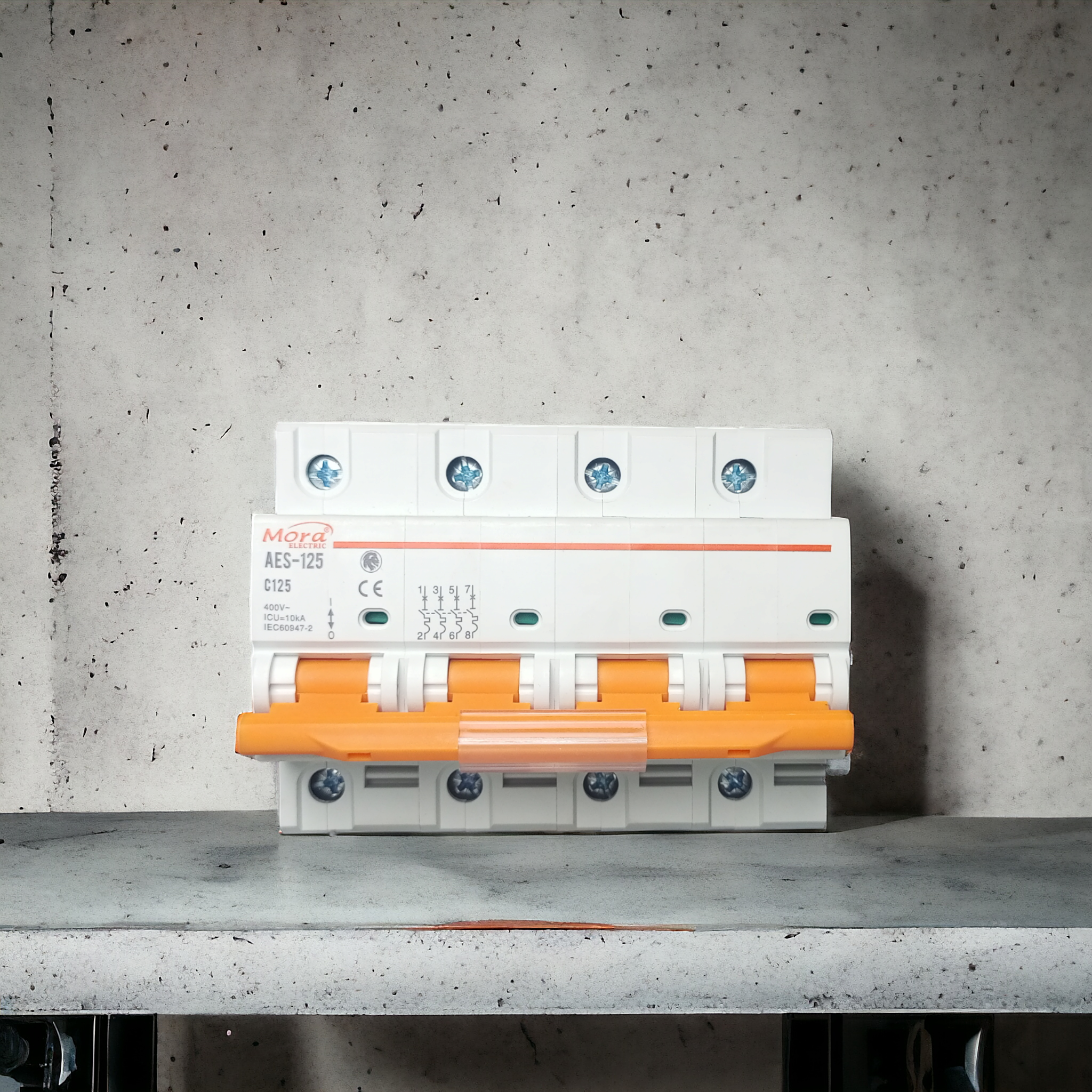 Mora 4P AC Circuit Breaker 400V 125A